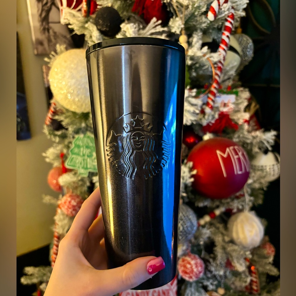 Grey —> black ombré glitter Starbucks Cup